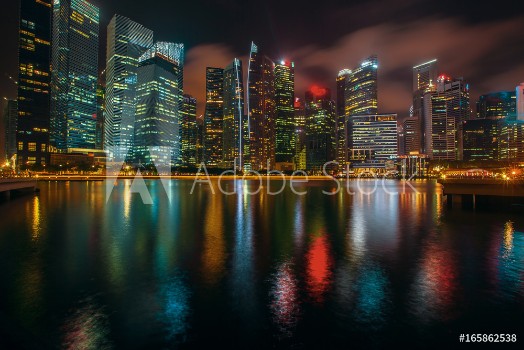 Bild på Views of business district Marina Bay at night Singapore